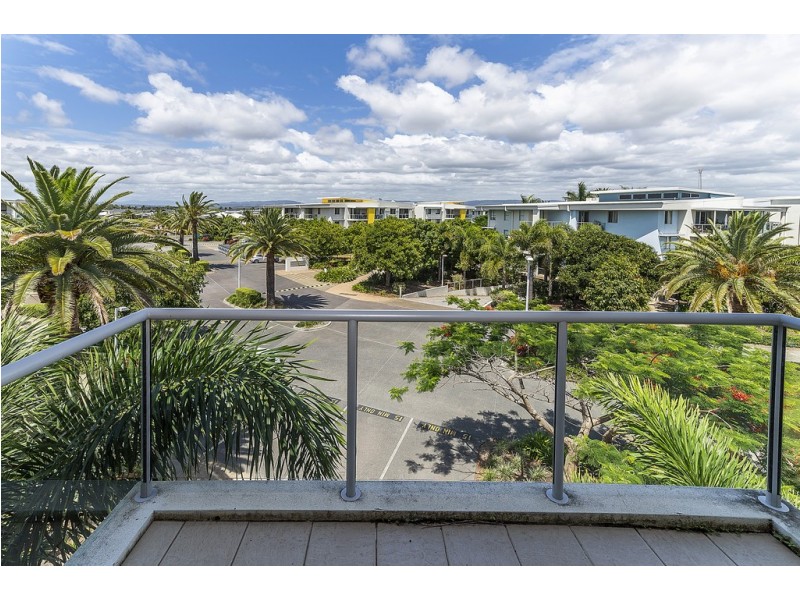 931/66 Sickle Avenue, Hope Island QLD 4212