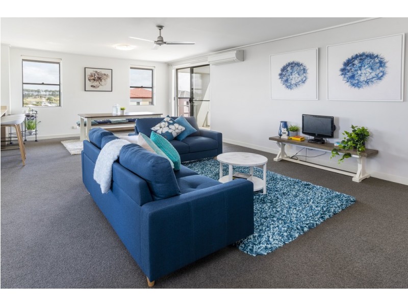 931/66 Sickle Avenue, Hope Island QLD 4212