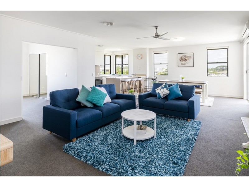 931/66 Sickle Avenue, Hope Island QLD 4212
