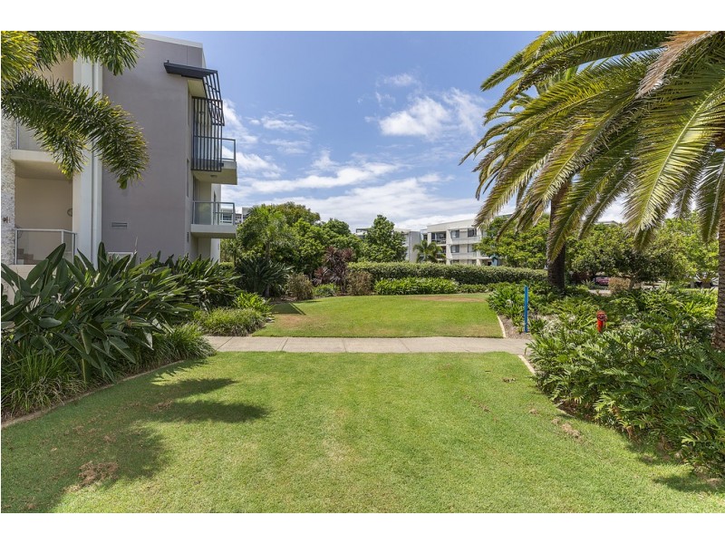 931/66 Sickle Avenue, Hope Island QLD 4212