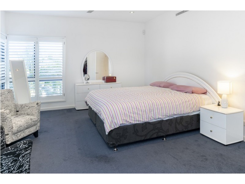 6047 Garda Avenue, Hope Island QLD 4212