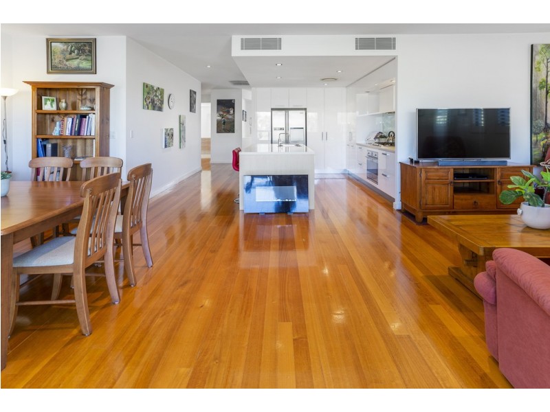 6047 Garda Avenue, Hope Island QLD 4212