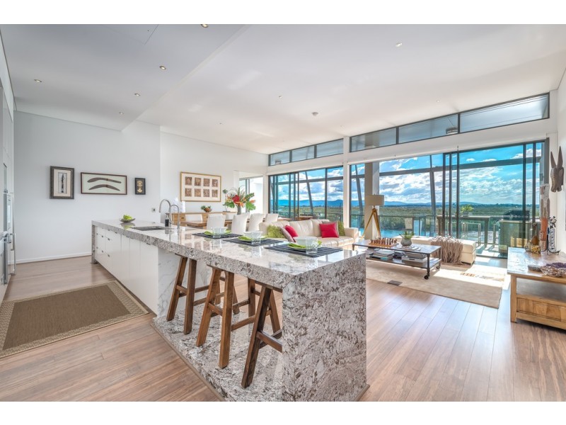 3602/4 Marina Promenade, Paradise Point QLD 4216