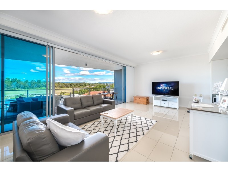 303/15 Compass Drive, Biggera Waters QLD 4216