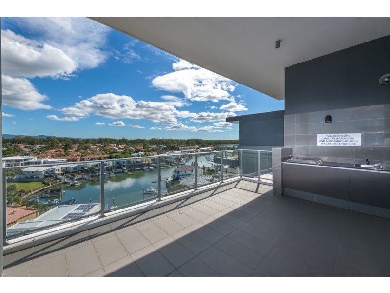 303/15 Compass Drive, Biggera Waters QLD 4216