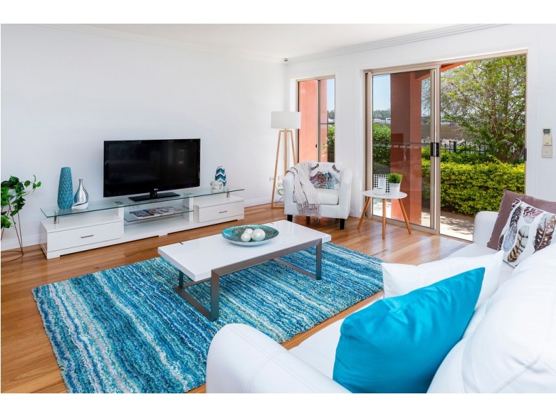 94/56-58 John Lund Drive, Hope Island QLD 4212