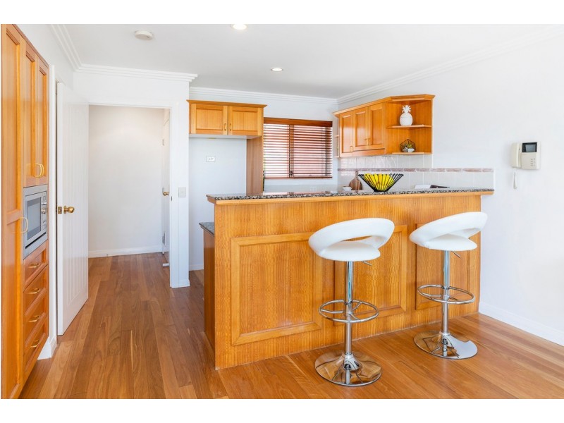 94/56-58 John Lund Drive, Hope Island QLD 4212