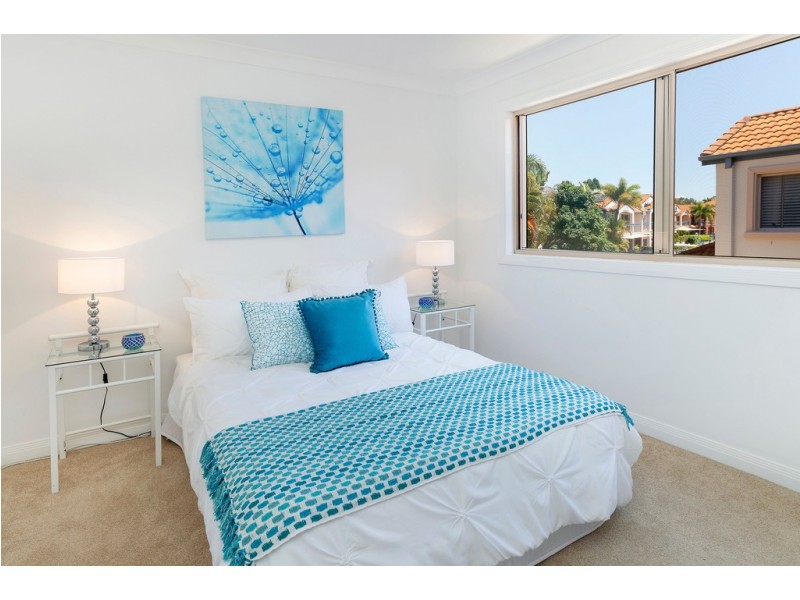 94/56-58 John Lund Drive, Hope Island QLD 4212
