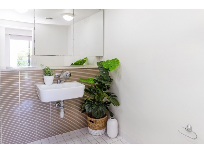 936/64 Sickle Avenue, Hope Island QLD 4212