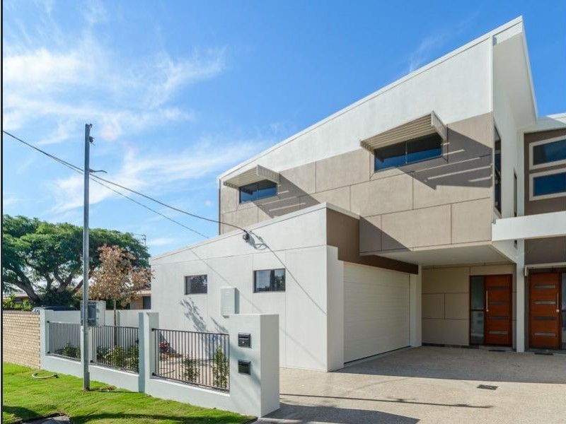1/117 Bayview Street, Runaway Bay QLD 4216