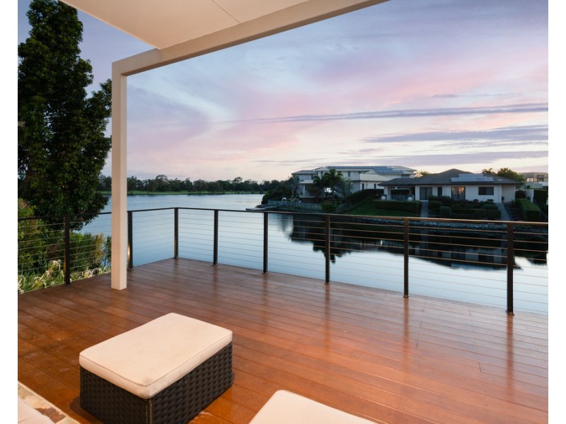 6072 Lugano Drive, Hope Island QLD 4212