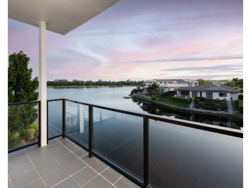 6072 Lugano Drive, Hope Island QLD 4212