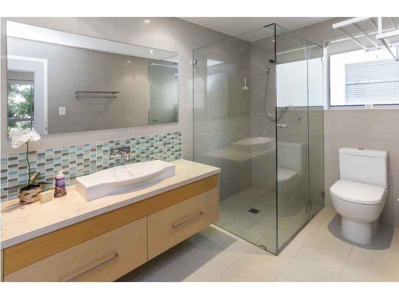 322/3-5 Pendraat Parade, Hope Island QLD 4212