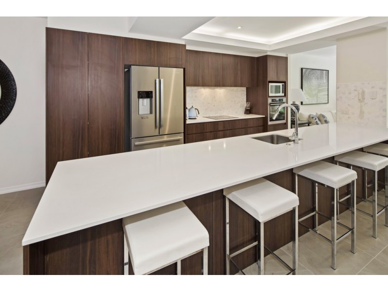 3266 The Palladian, Hope Island QLD 4212