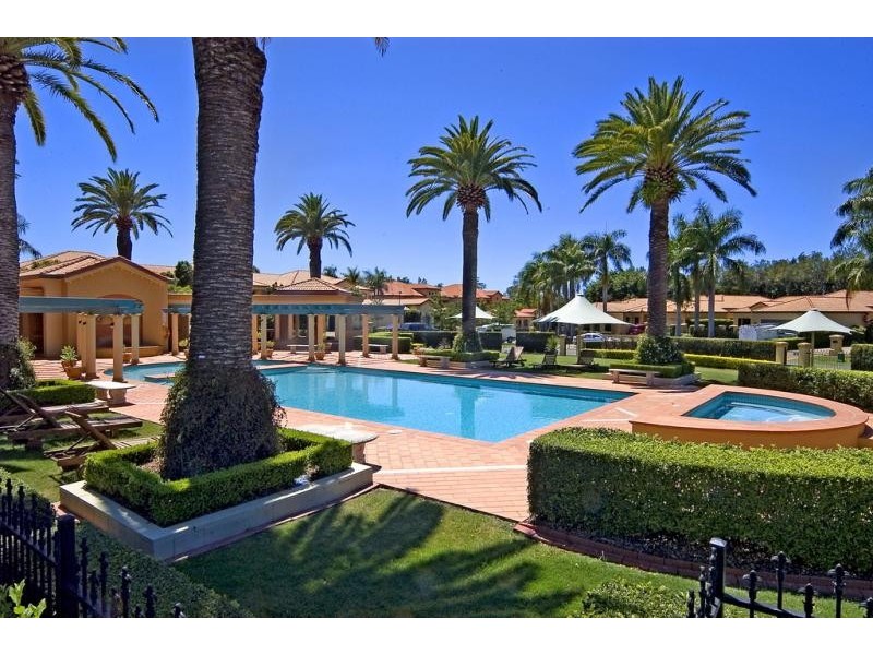 3266 The Palladian, Hope Island QLD 4212