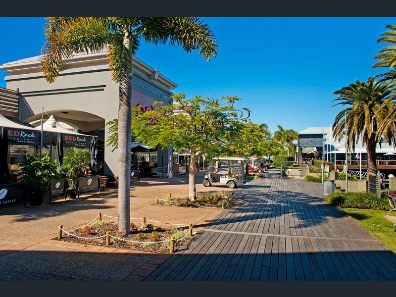 3266 The Palladian, Hope Island QLD 4212