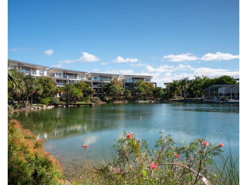 233/3-5 Pendraat Parade ‘Ilanah Aqua’, Hope Island QLD 4212