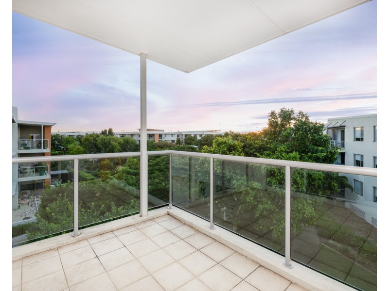 635/64 Sickle Avenue, Hope Island QLD 4212