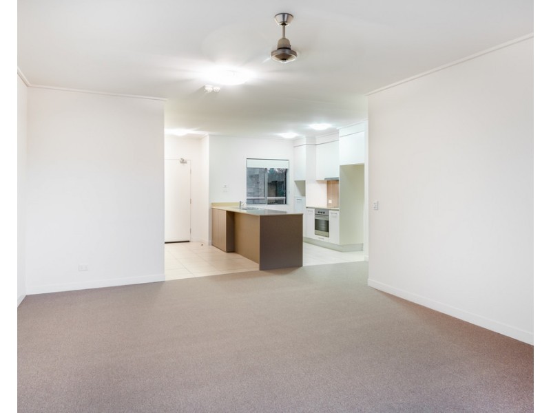 635/64 Sickle Avenue, Hope Island QLD 4212