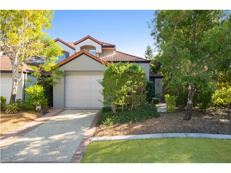 19 Santa Barbara Road, Hope Island QLD 4212