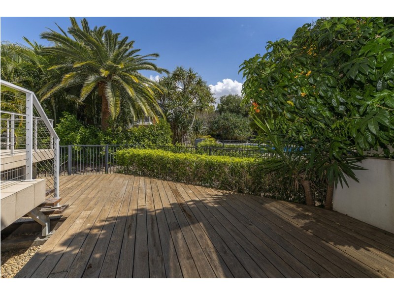 112/66 Sickle Avenue, Hope Island QLD 4212