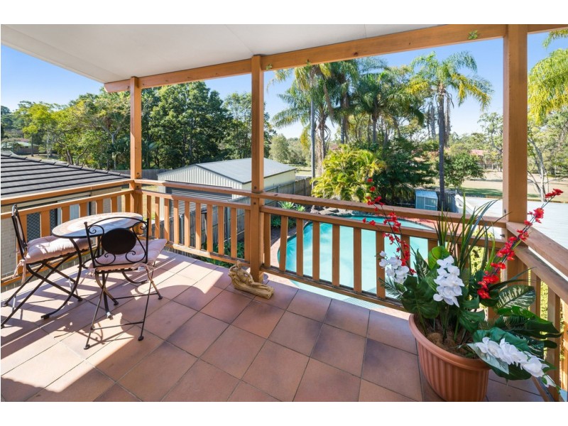 20 Renfrew Street, Hillcrest QLD 4118