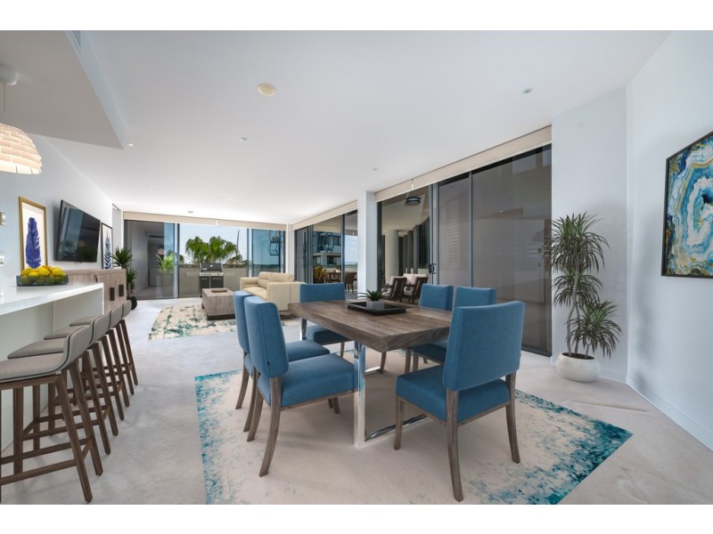 2204/1 Marina Promenade, Paradise Point QLD 4216