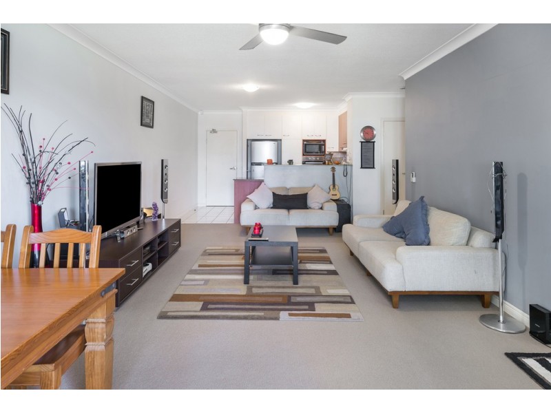 7002 Phoenix Palms Drive, Hope Island QLD 4212