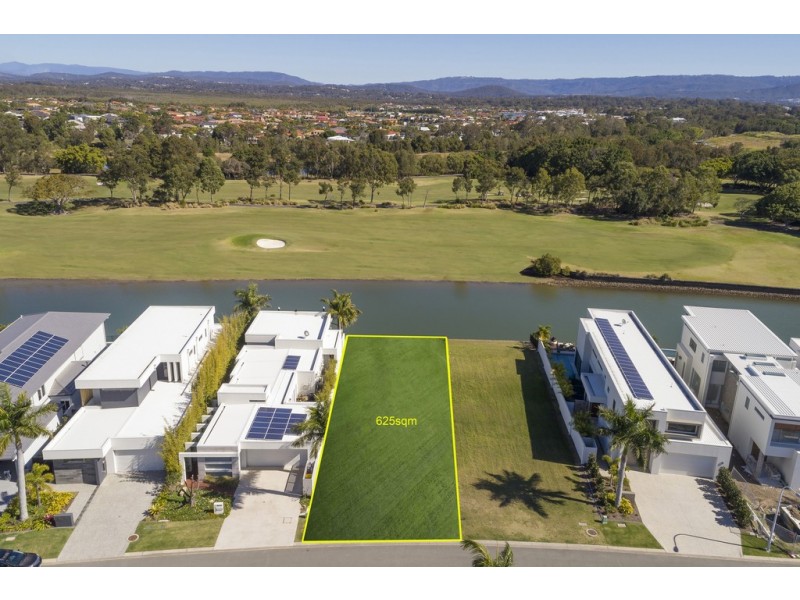 7628 Fairway Boulevard, Hope Island QLD 4212