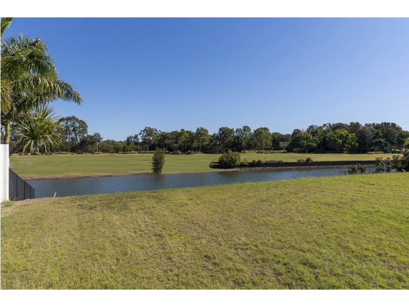 7628 Fairway Boulevard, Hope Island QLD 4212