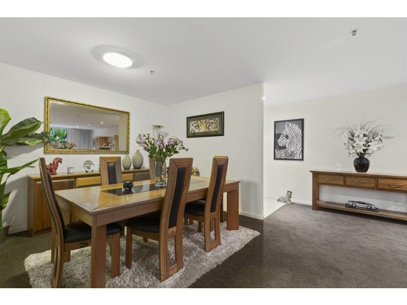 3102/2 Activa Way, Hope Island QLD 4212