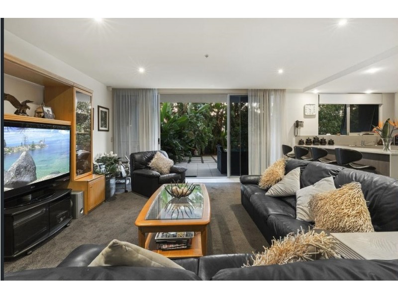 3102/2 Activa Way, Hope Island QLD 4212