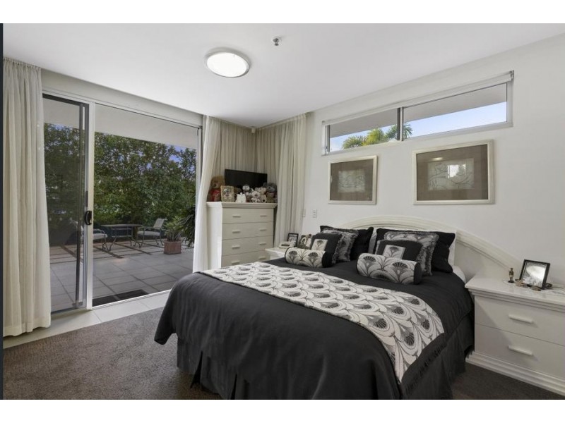 3102/2 Activa Way, Hope Island QLD 4212