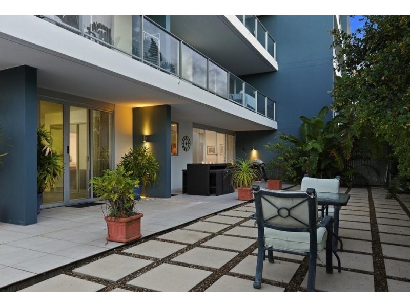 3102/2 Activa Way, Hope Island QLD 4212