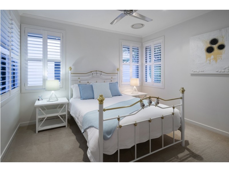 6056 Garda Avenue, Hope Island QLD 4212