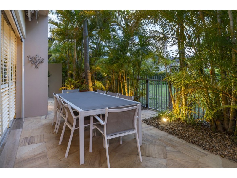 6056 Garda Avenue, Hope Island QLD 4212
