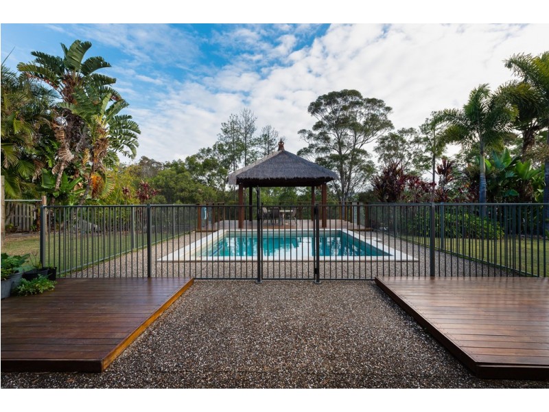 10 Huxley Court, Pacific Pines QLD 4211