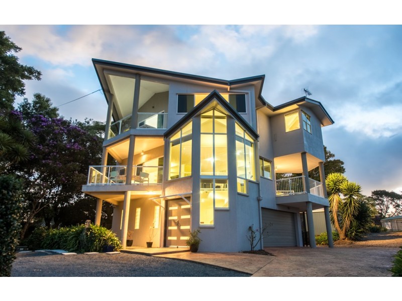 13 Jenyns Road, Tamborine Mountain QLD 4272