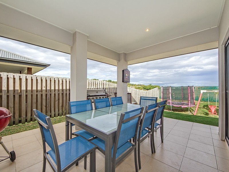 72/19 Santa Barbara Road, Hope Island QLD 4212