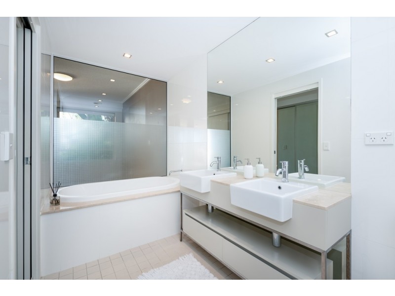 1788/1 Rialto Quay Drive ‘Stillwater Apartments’, Hope Island QLD 4212