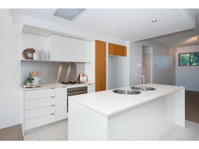 1788/1 Rialto Quay Drive ‘Stillwater Apartments’, Hope Island QLD 4212