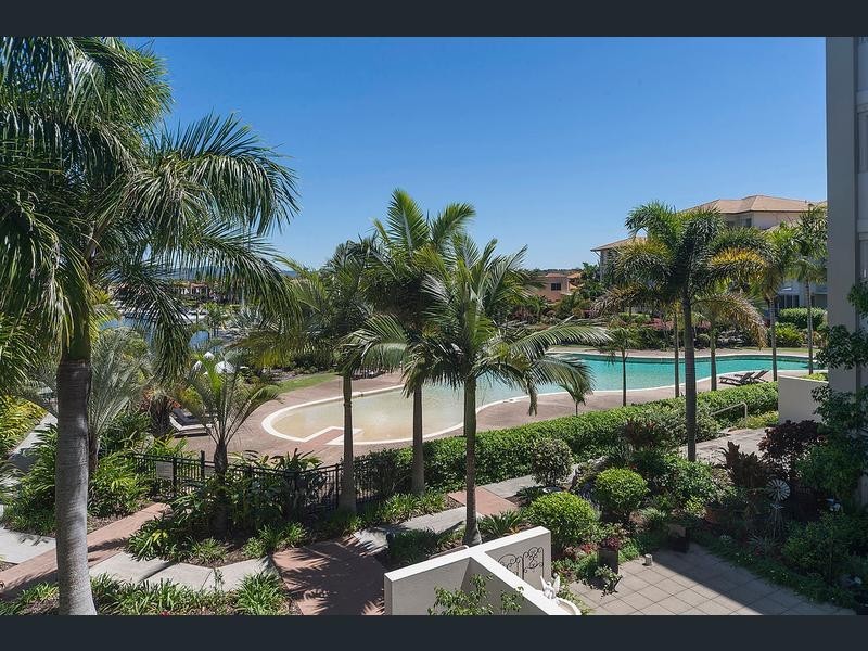 1718/1 Rialto Quay Drive, Hope Island QLD 4212