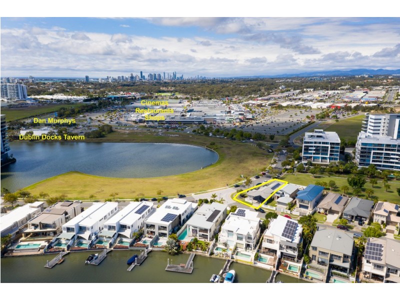 2 South Quay Drive, Biggera Waters QLD 4216