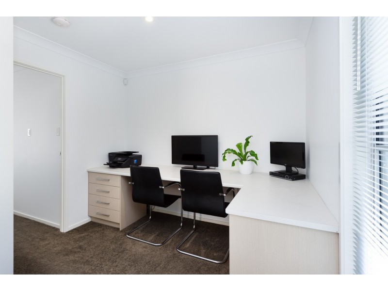 2 South Quay Drive, Biggera Waters QLD 4216