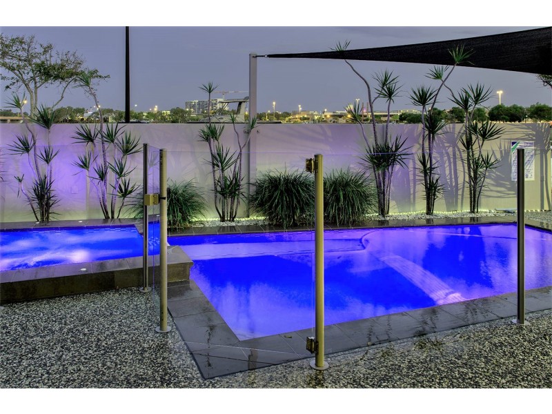 2 South Quay Drive, Biggera Waters QLD 4216