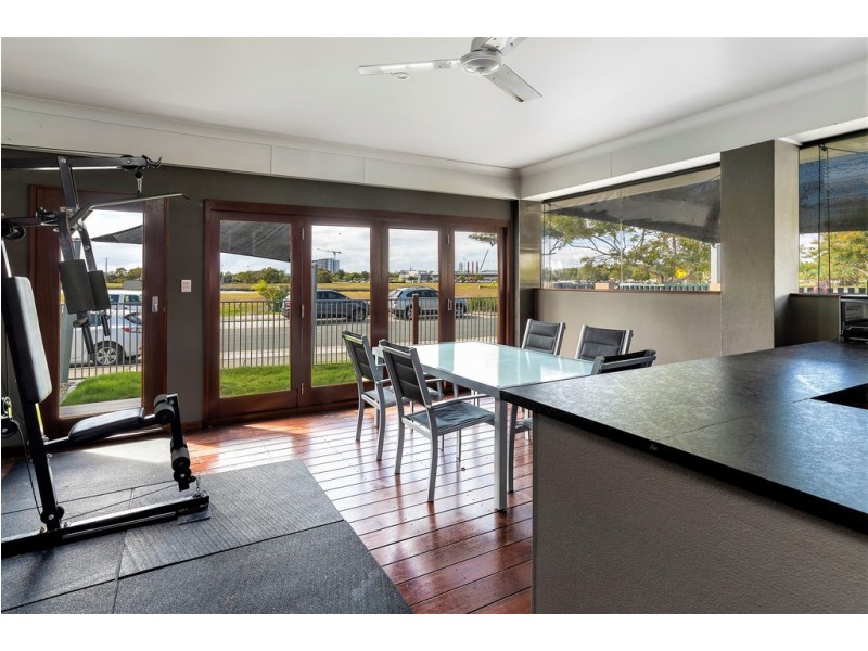 2 South Quay Drive, Biggera Waters QLD 4216