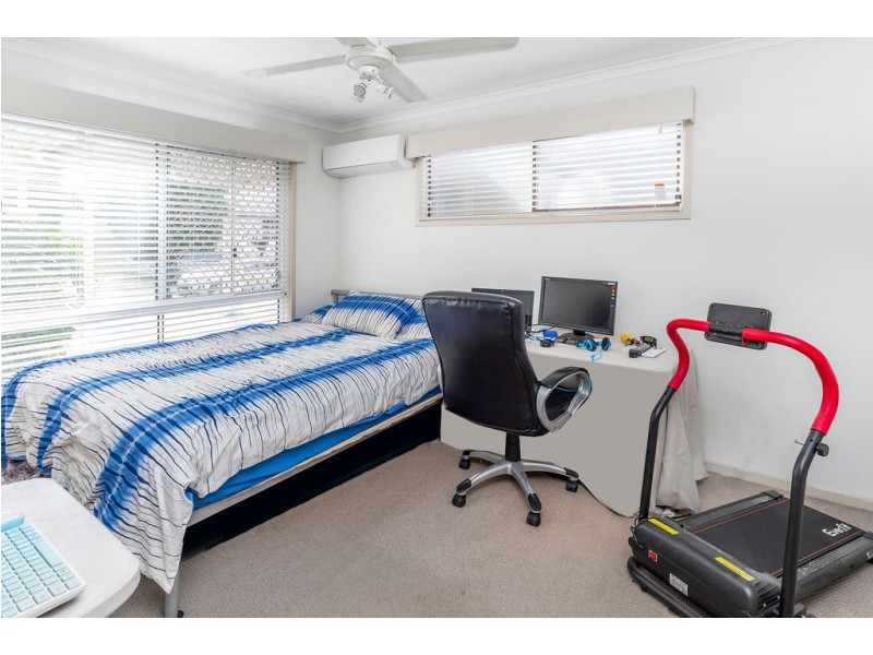 11 Eingana Street, Hope Island QLD 4212