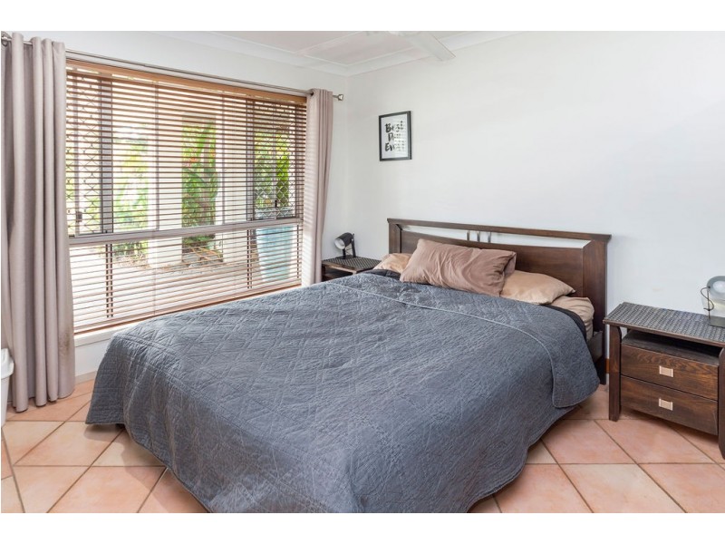 11 Eingana Street, Hope Island QLD 4212