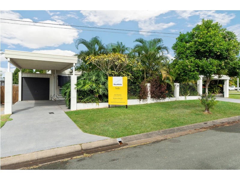 11 Eingana Street, Hope Island QLD 4212