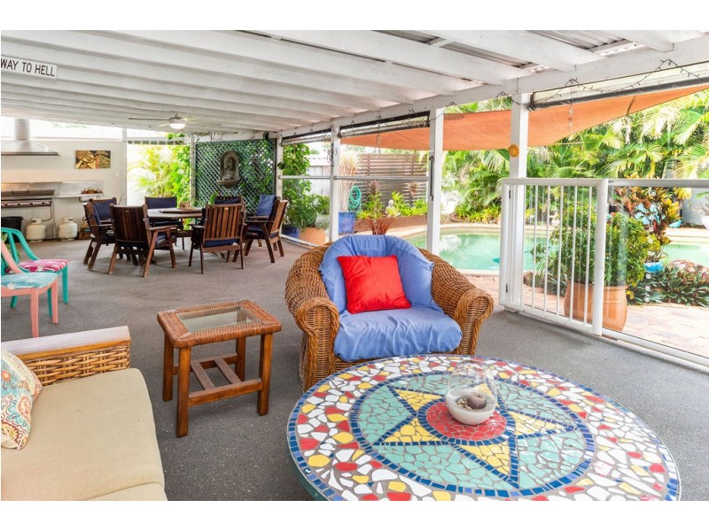 11 Eingana Street, Hope Island QLD 4212